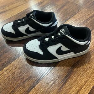 Nike Kids Black and White Sneakers